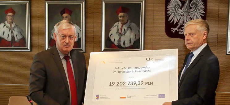 Ponad 19 mln złotych dla Politechniki Rzeszowskiej