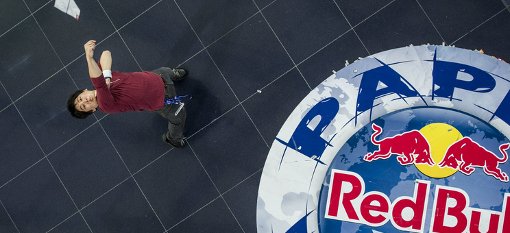 [VIDEO] Red Bull Paper Wings na Politechnice Rzeszowskiej